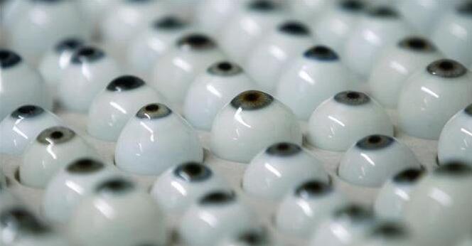 定制义眼价格透明化的两大原因 定制义眼价格透明化的两大原因