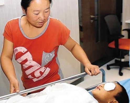 儿童时期眼球摘除后现场 儿童时期眼球摘除后现场